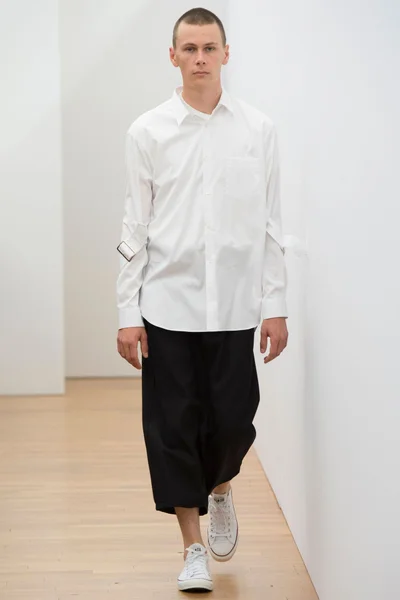 Look 38